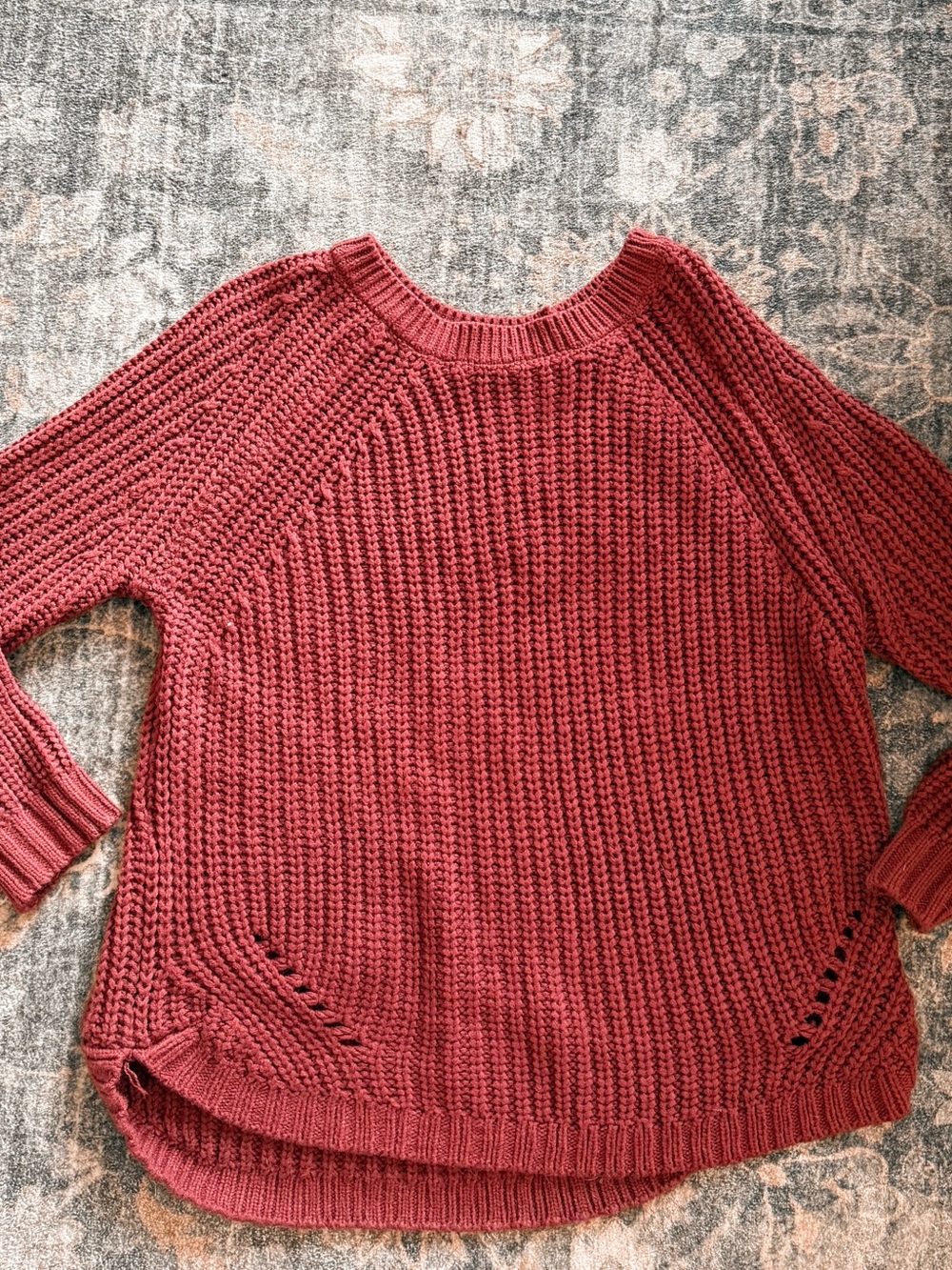 SO Women's Chunky Crewneck Sweater - Brick Red